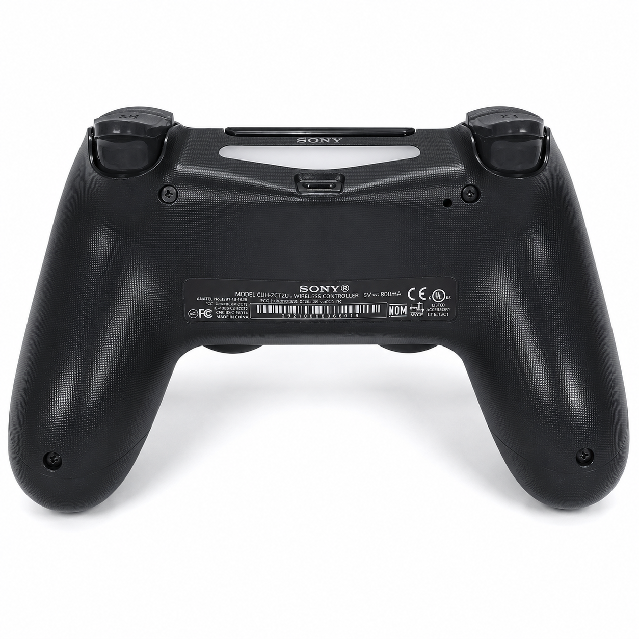 Mặt sau tay cầm PS4 DualShock 4 Jet Black rep 1:1, model CUH-ZCT2U, cổng Micro-USB, nút L2 R2 trigger chuẩn form Sony.