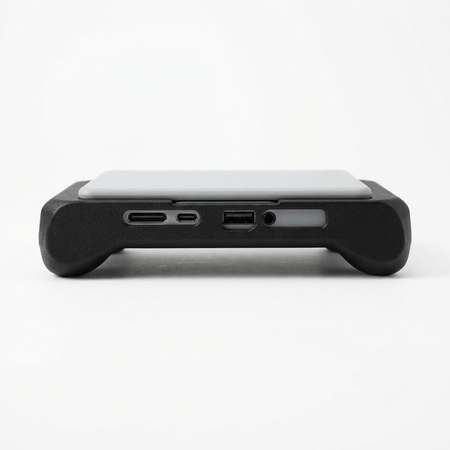 Tay cầm Grip Full Size màu đen cho AYN Thor, cận cảnh cạnh bên và cổng kết nối